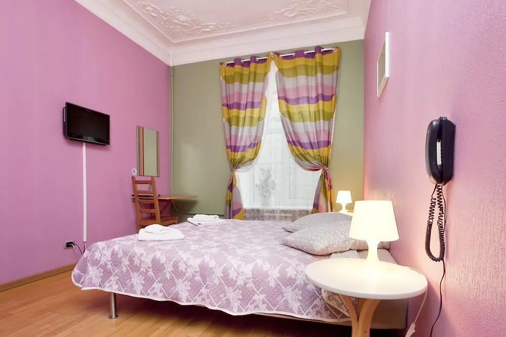 Itaglianskie Comnaty I Apartamenty Pio Na Mohovoj 39 Saint Petersburg Russia