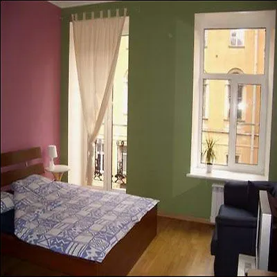 Itaglianskie Comnaty I Apartamenty Pio Na Mohovoj 39 Saint Petersburg Guest house