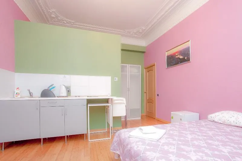 Itaglianskie Comnaty I Apartamenty Pio Na Mohovoj 39 Saint Petersburg Guest house